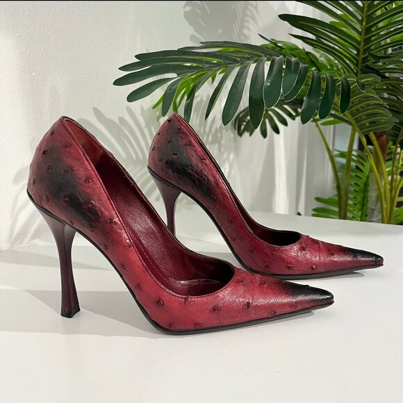 Gucci by Tom Ford Red Ostrich Pointed Toe Pumps size 7 - Picture 1 of 10